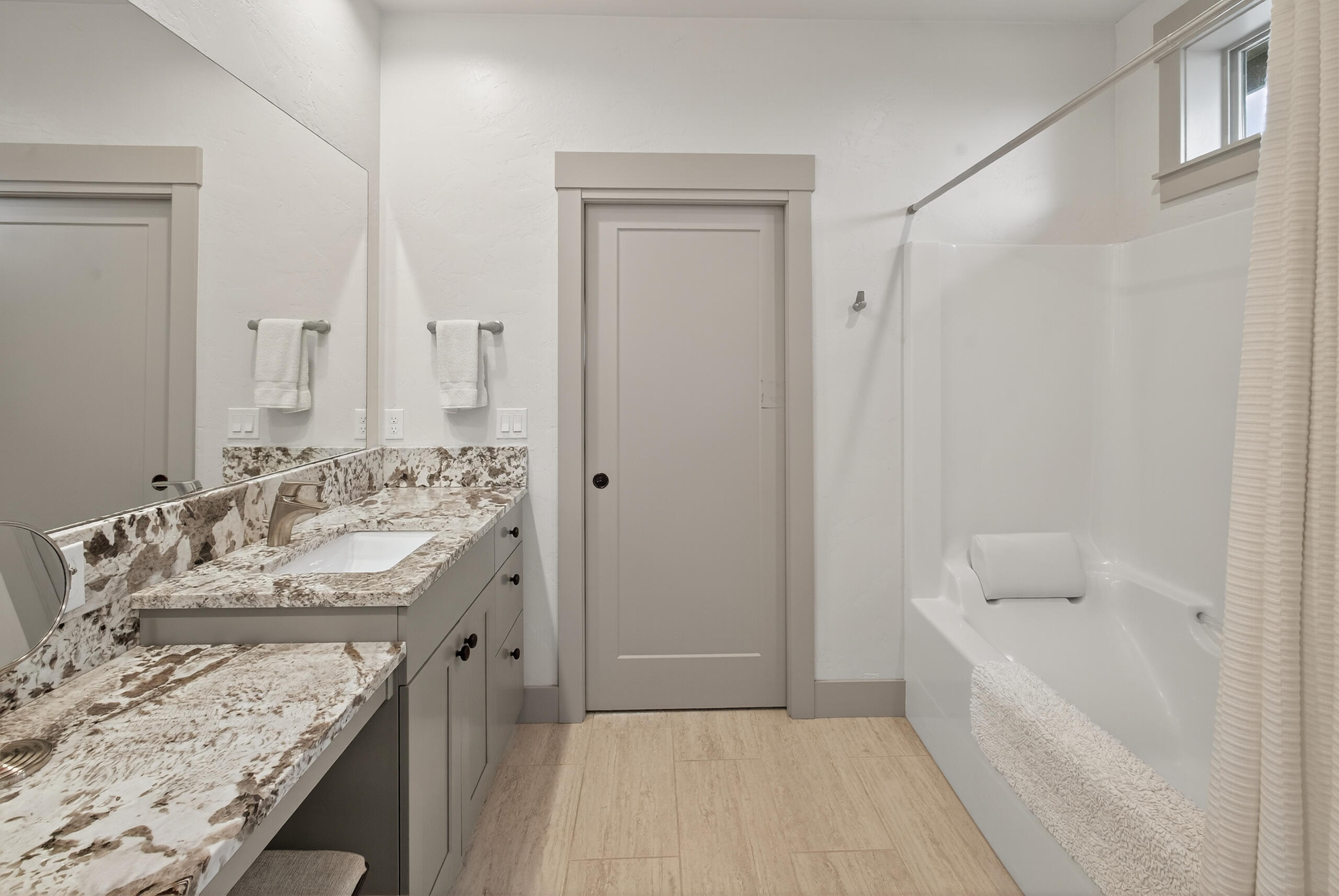 Ridge At Eagle Crest - Residential