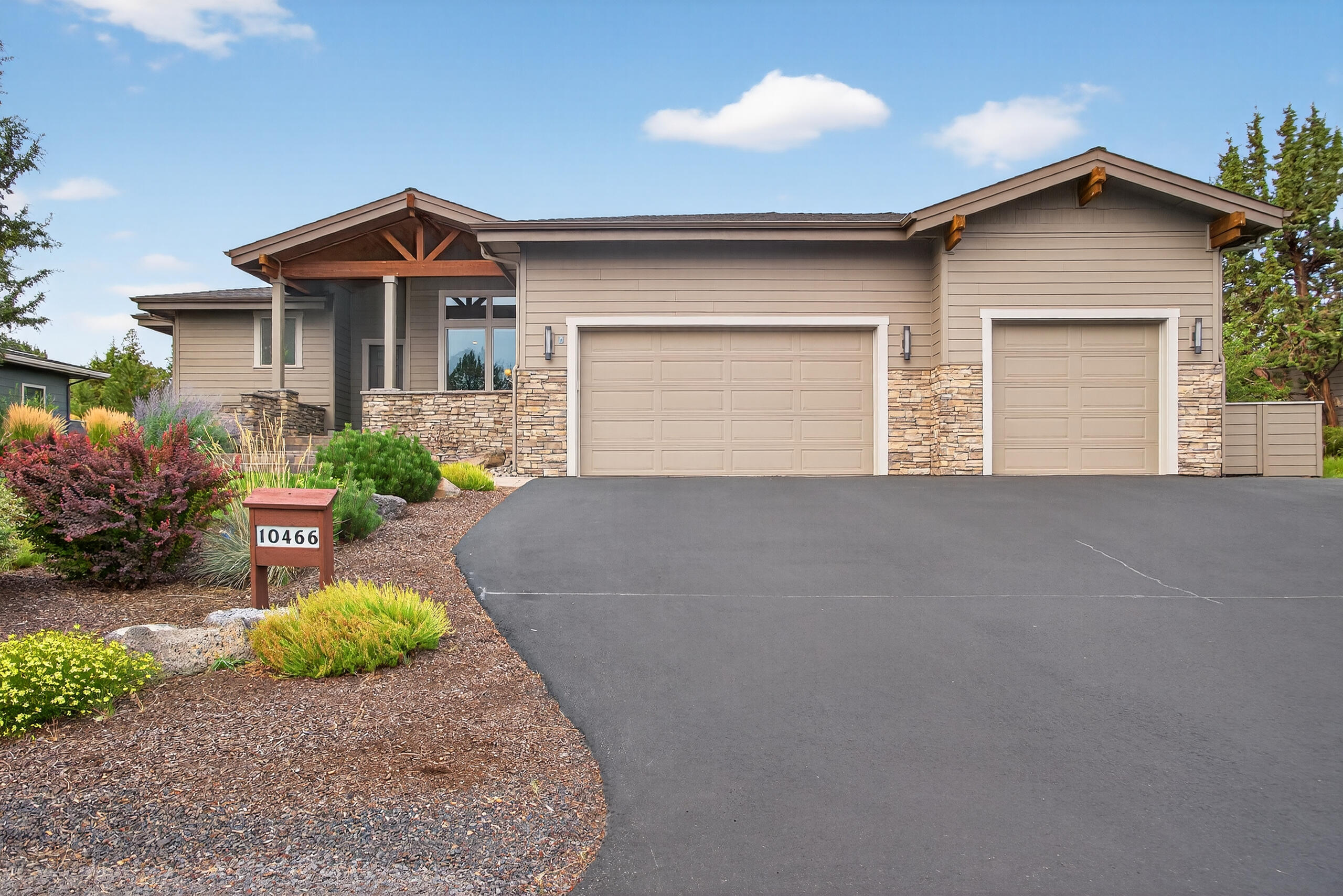 Ridge At Eagle Crest - Residential