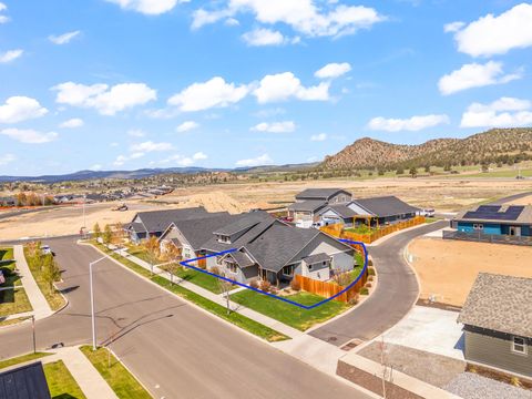 Tiny photo for 1002 NE Discovery Loop, Prineville, OR 97754 (MLS # 220219418)