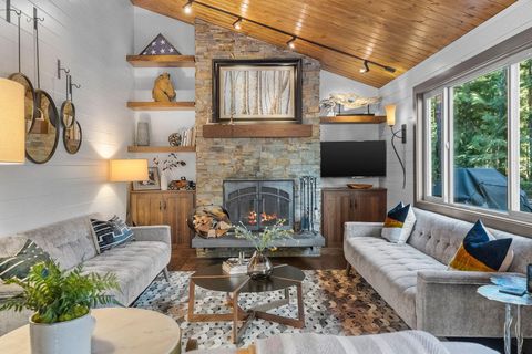 Tiny photo for 70915 Mules Ear #GH 198, Black Butte Ranch, OR 97759 (MLS # 220215086)