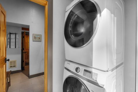 Tiny photo for 70915 Mules Ear #GH 198, Black Butte Ranch, OR 97759 (MLS # 220215086)