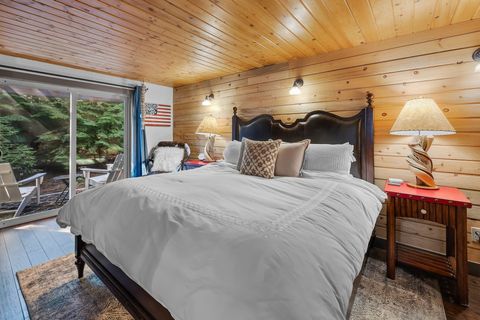 Tiny photo for 70915 Mules Ear #GH 198, Black Butte Ranch, OR 97759 (MLS # 220215086)