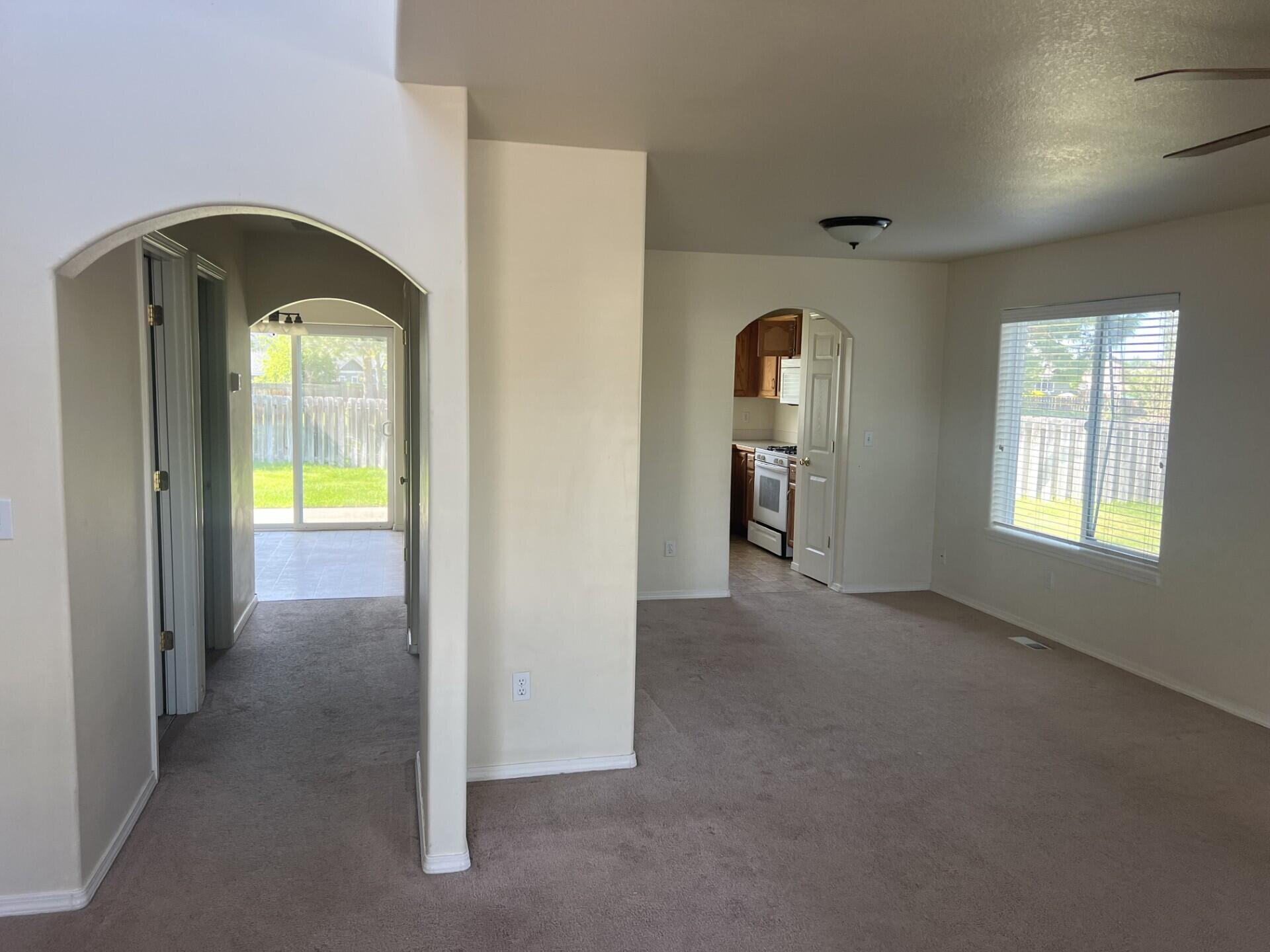 2415 NW Antler Court