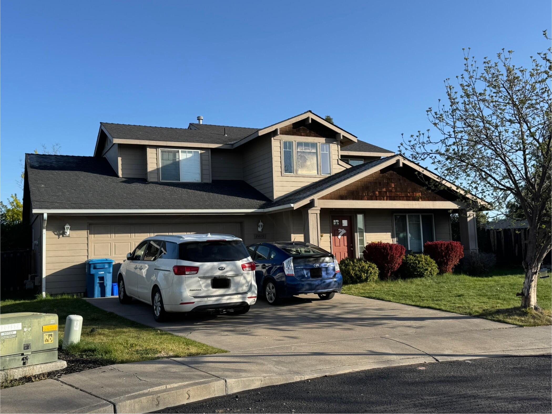 2415 NW Antler Court