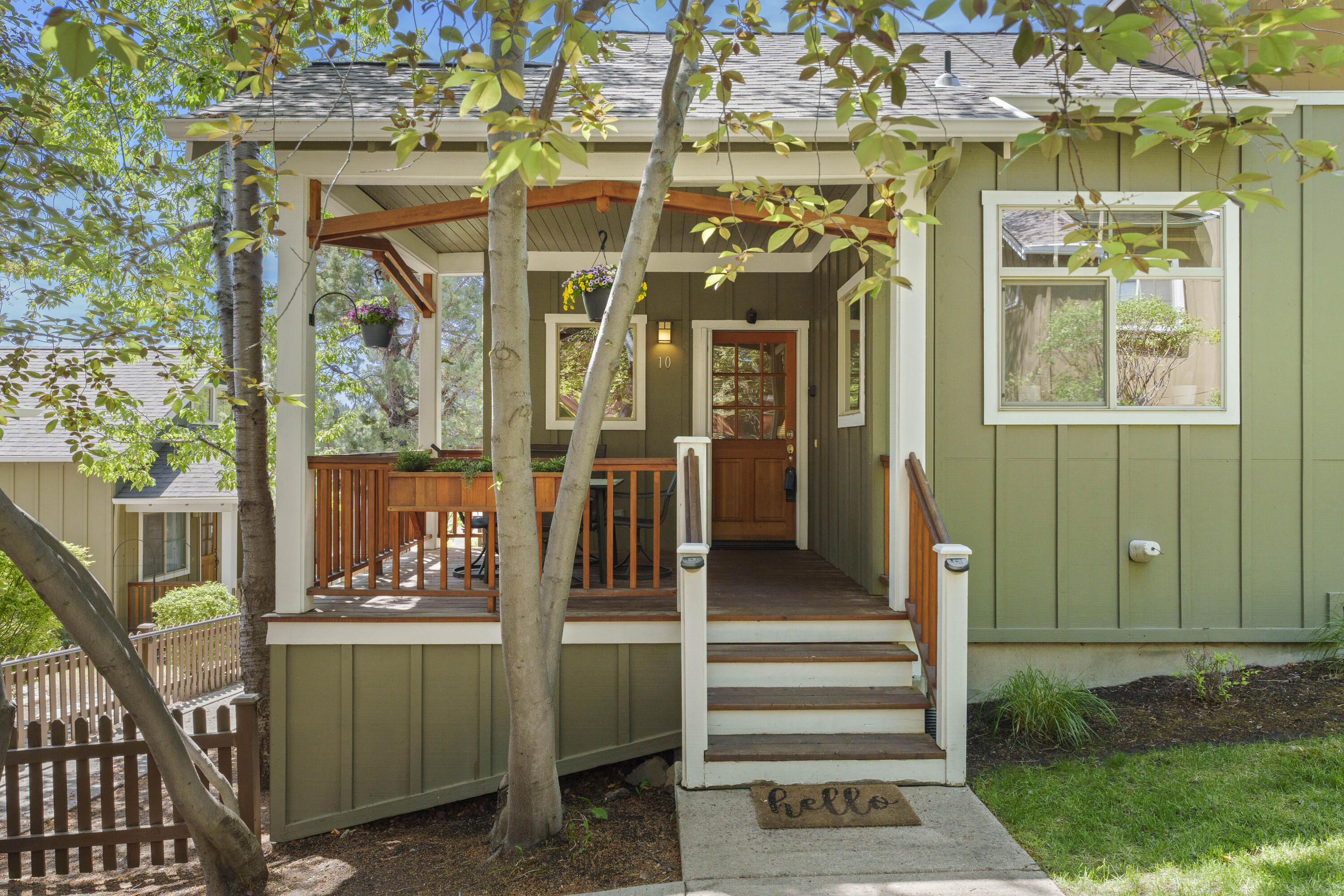1940 NW Monterey Pines Drive UNIT 10