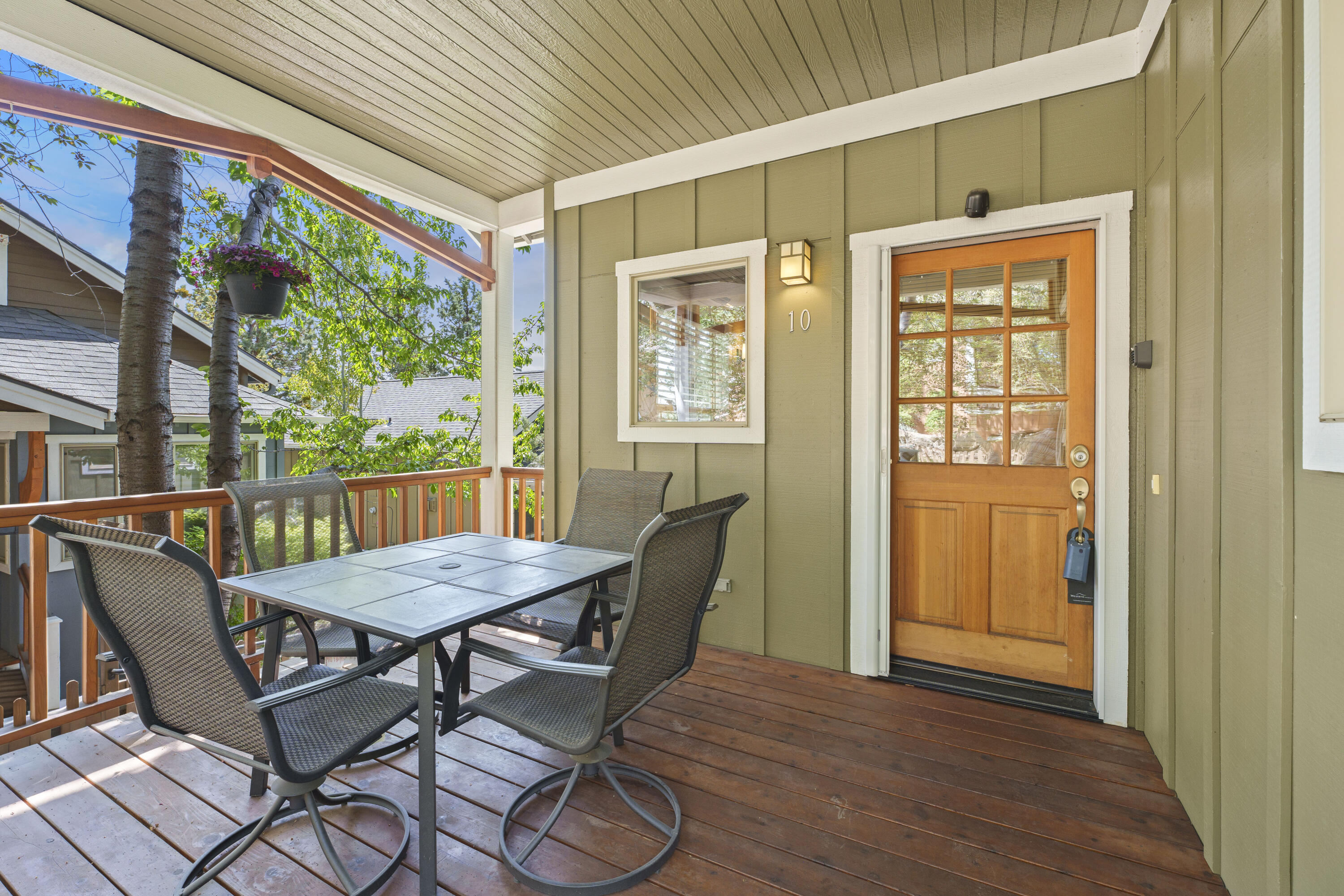 1940 NW Monterey Pines Drive UNIT 10