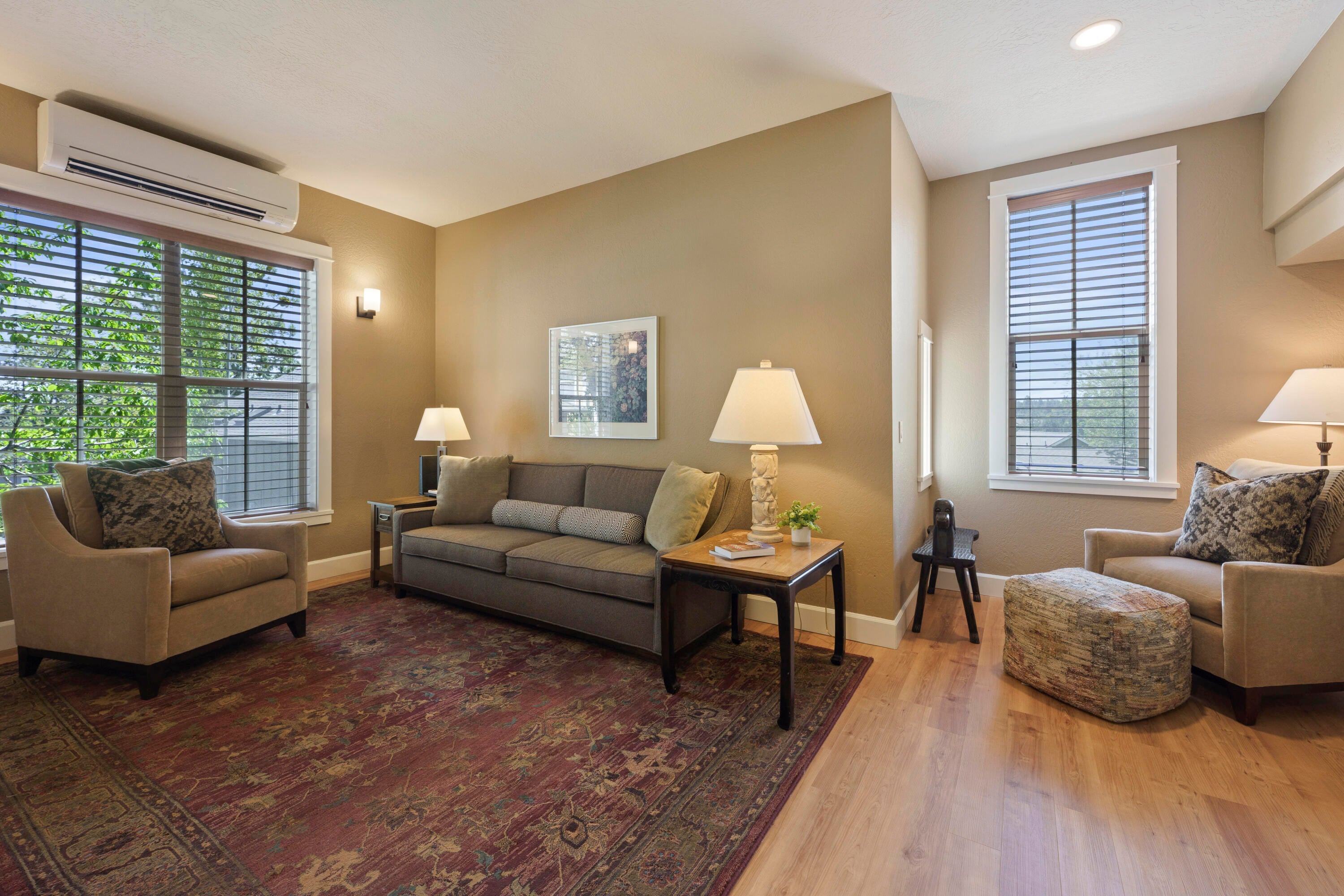1940 NW Monterey Pines Drive UNIT 10