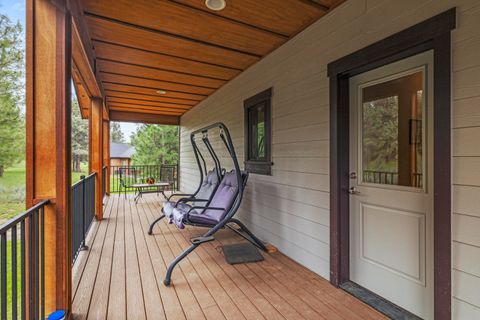 Tiny photo for 1139 Paper Birch Way, Klamath Falls, OR 97601 (MLS # 220219407)