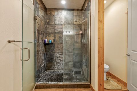 Tiny photo for 1139 Paper Birch Way, Klamath Falls, OR 97601 (MLS # 220219407)