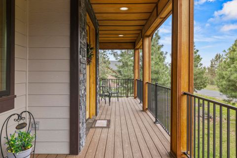 Tiny photo for 1139 Paper Birch Way, Klamath Falls, OR 97601 (MLS # 220219407)