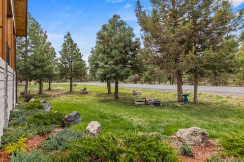 Tiny photo for 1139 Paper Birch Way, Klamath Falls, OR 97601 (MLS # 220219407)