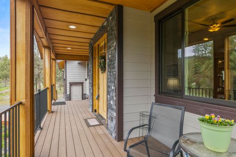 Tiny photo for 1139 Paper Birch Way, Klamath Falls, OR 97601 (MLS # 220219407)