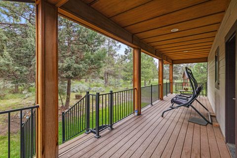 Tiny photo for 1139 Paper Birch Way, Klamath Falls, OR 97601 (MLS # 220219407)