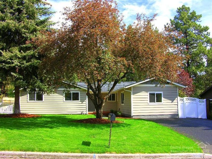 Like New Remodeled NW Bend Cottage! That Bend Westside home you've been looking for features: 4Bd/2Ba, new wood & tile floors & carpets, great room w/stone wd-stv/FP, open dining/kitchen w/custom B-Bar, slab granite & tile backsplash, new roof & paint inside & out, brand new alley access garage & parking in front, new landscaping, covered back deck, storage room, vinyl windows, could use front bedroom w/sep side entrance as Professional Office for more possibilities, & located to enjoy downtown Bend!