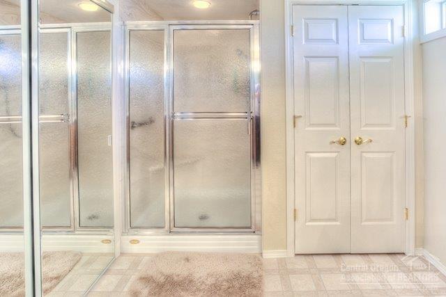 Round Butte - Residential