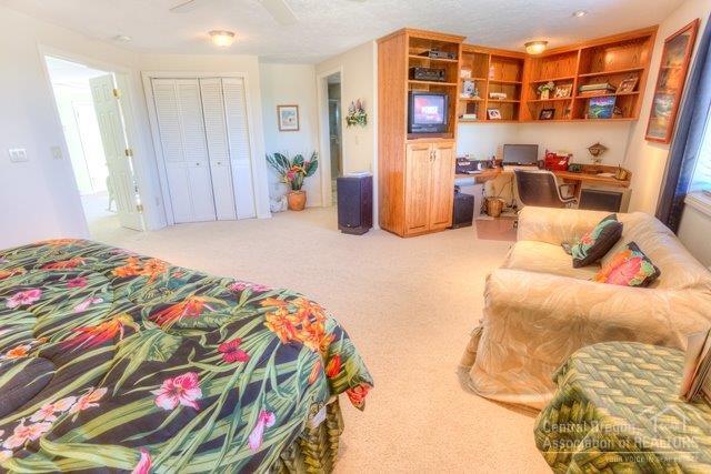 Round Butte - Residential