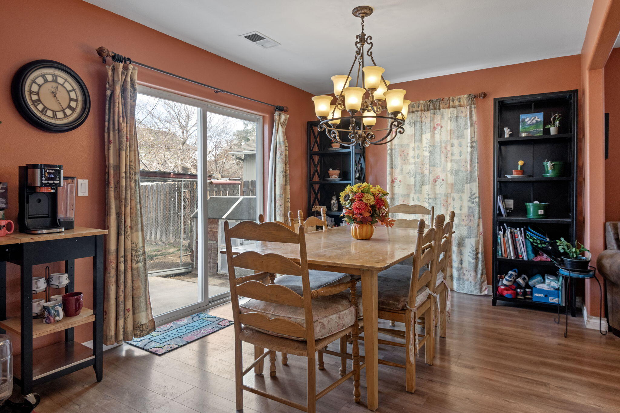 3433 SW Kalama Avenue