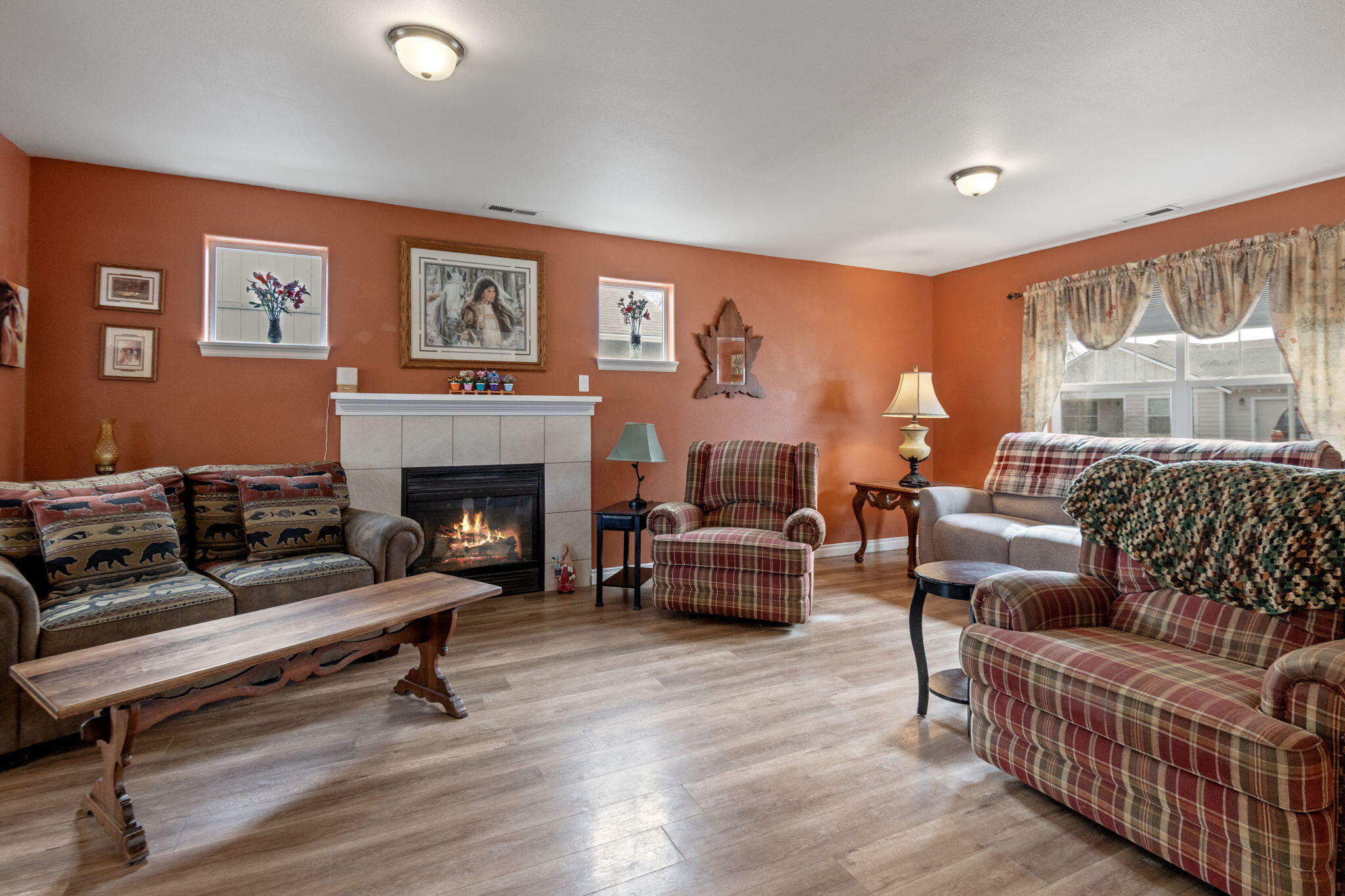 3433 SW Kalama Avenue