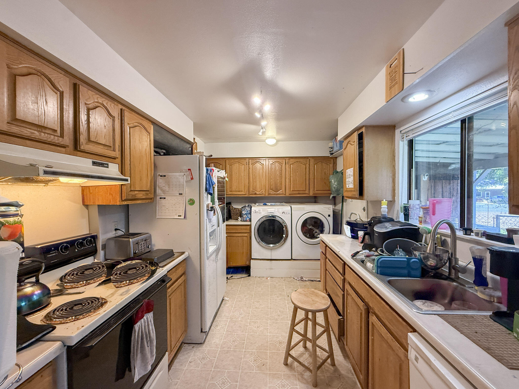 297 SE Fairview Street