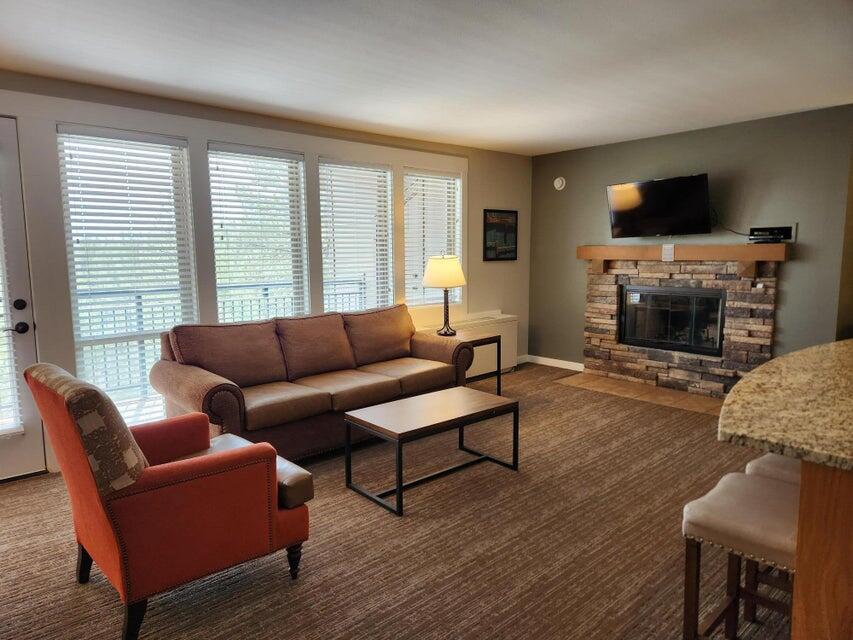 Inn Of The 7th - Residential