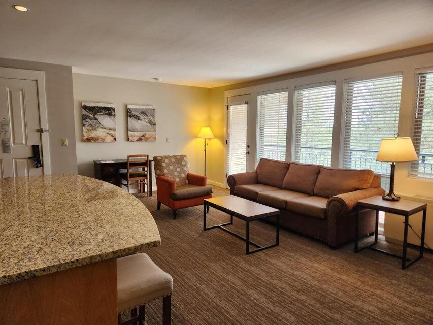 Inn Of The 7th - Residential