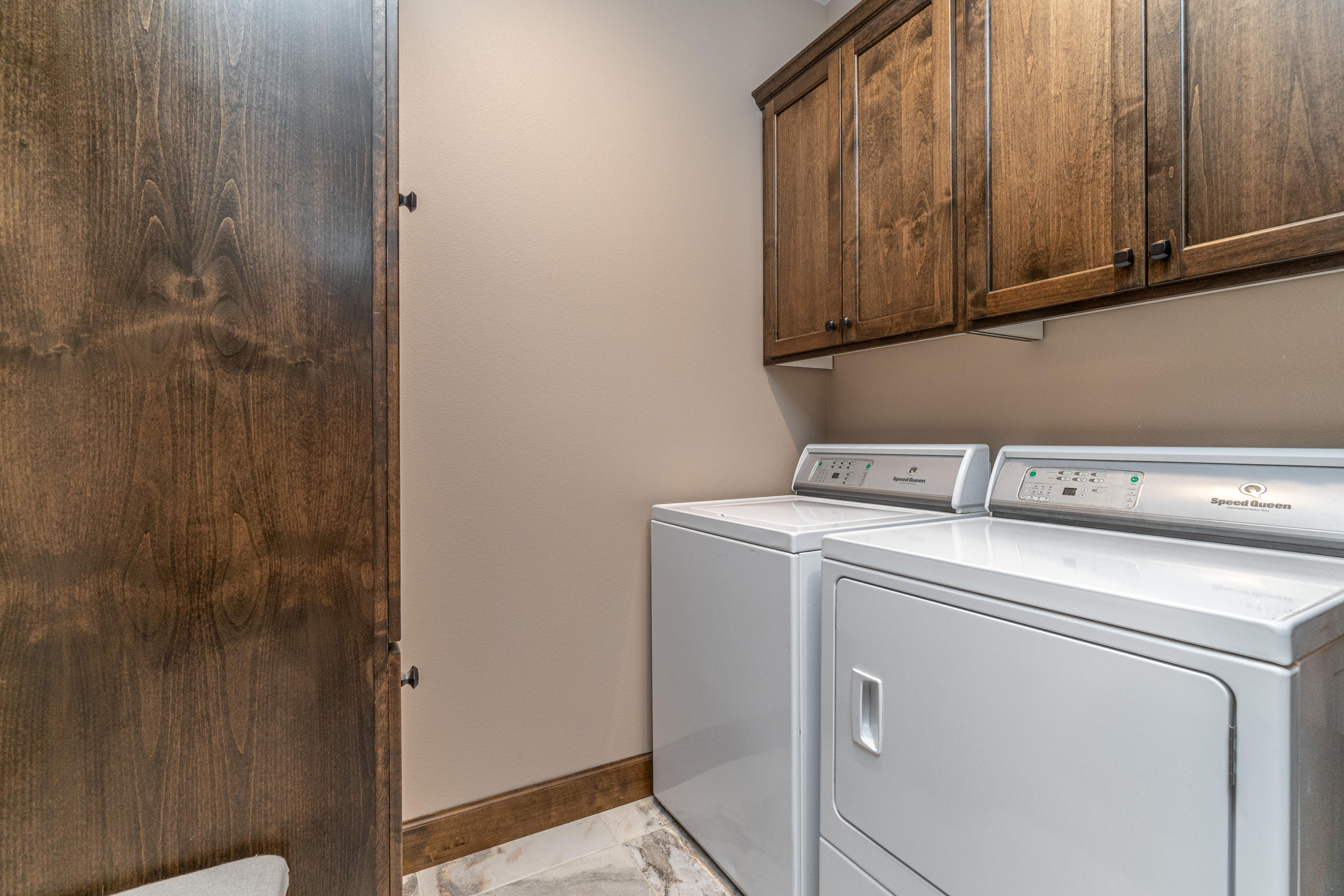 Ponderosa Cascade - Residential