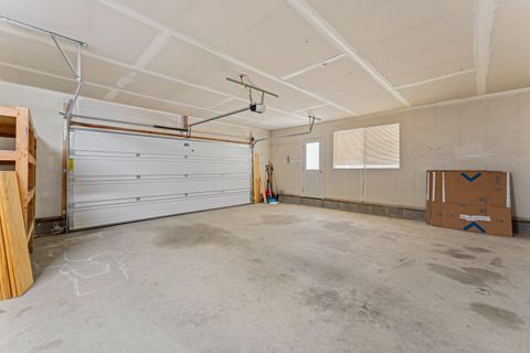 Tiny photo for 2276 Azalea Drive, Grants Pass, OR 97526 (MLS # 220217648)