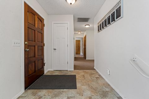 Tiny photo for 2276 Azalea Drive, Grants Pass, OR 97526 (MLS # 220217648)