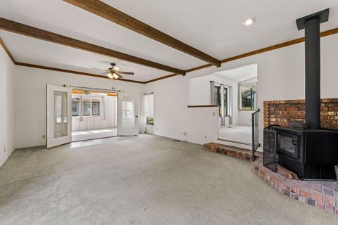 Tiny photo for 2276 Azalea Drive, Grants Pass, OR 97526 (MLS # 220217648)