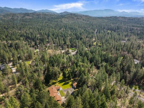 Tiny photo for 2276 Azalea Drive, Grants Pass, OR 97526 (MLS # 220217648)