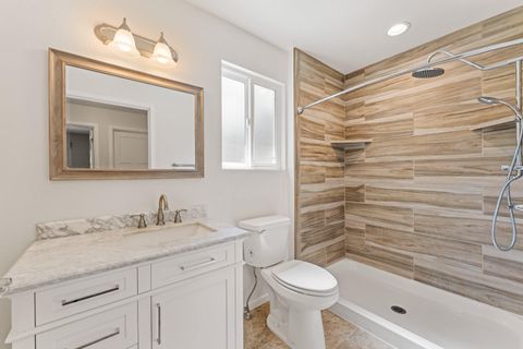 Tiny photo for 2276 Azalea Drive, Grants Pass, OR 97526 (MLS # 220217648)