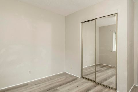 Tiny photo for 1888 NE Beacon Drive, Grants Pass, OR 97526 (MLS # 220219976)