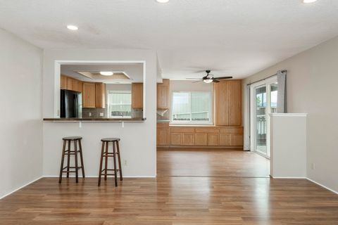 Tiny photo for 1888 NE Beacon Drive, Grants Pass, OR 97526 (MLS # 220219976)