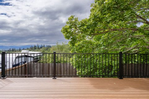 Tiny photo for 1888 NE Beacon Drive, Grants Pass, OR 97526 (MLS # 220219976)