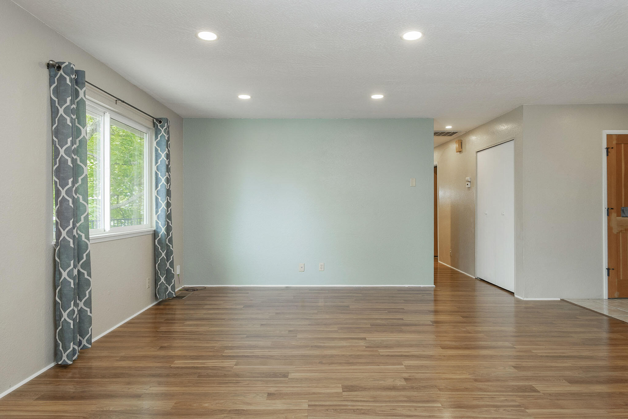 1888 NE Beacon Drive