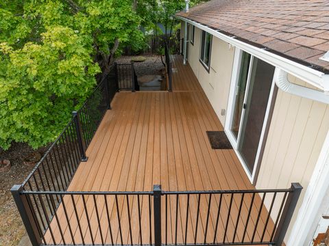 Tiny photo for 1888 NE Beacon Drive, Grants Pass, OR 97526 (MLS # 220219976)