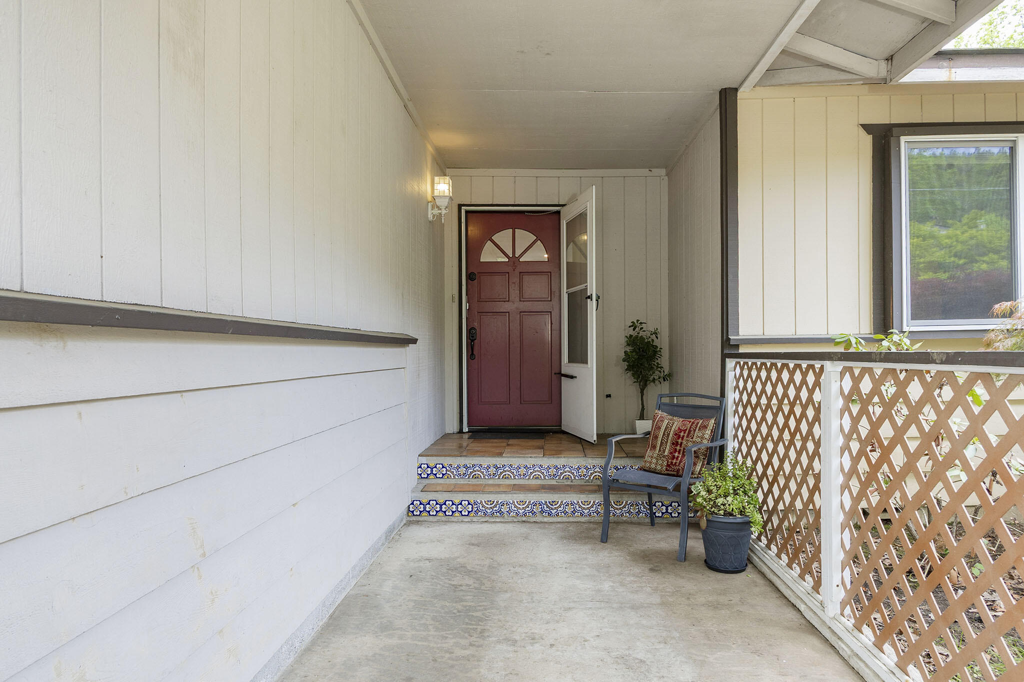 1888 NE Beacon Drive