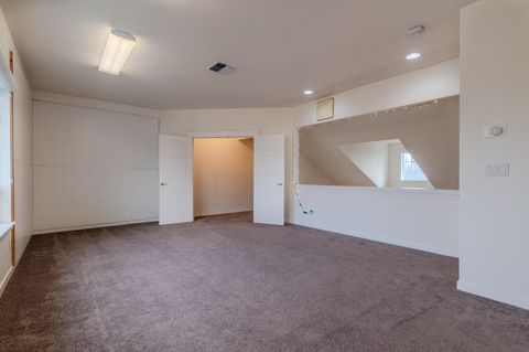 Tiny photo for 1316 NE Foster Way, Grants Pass, OR 97526 (MLS # 220215056)