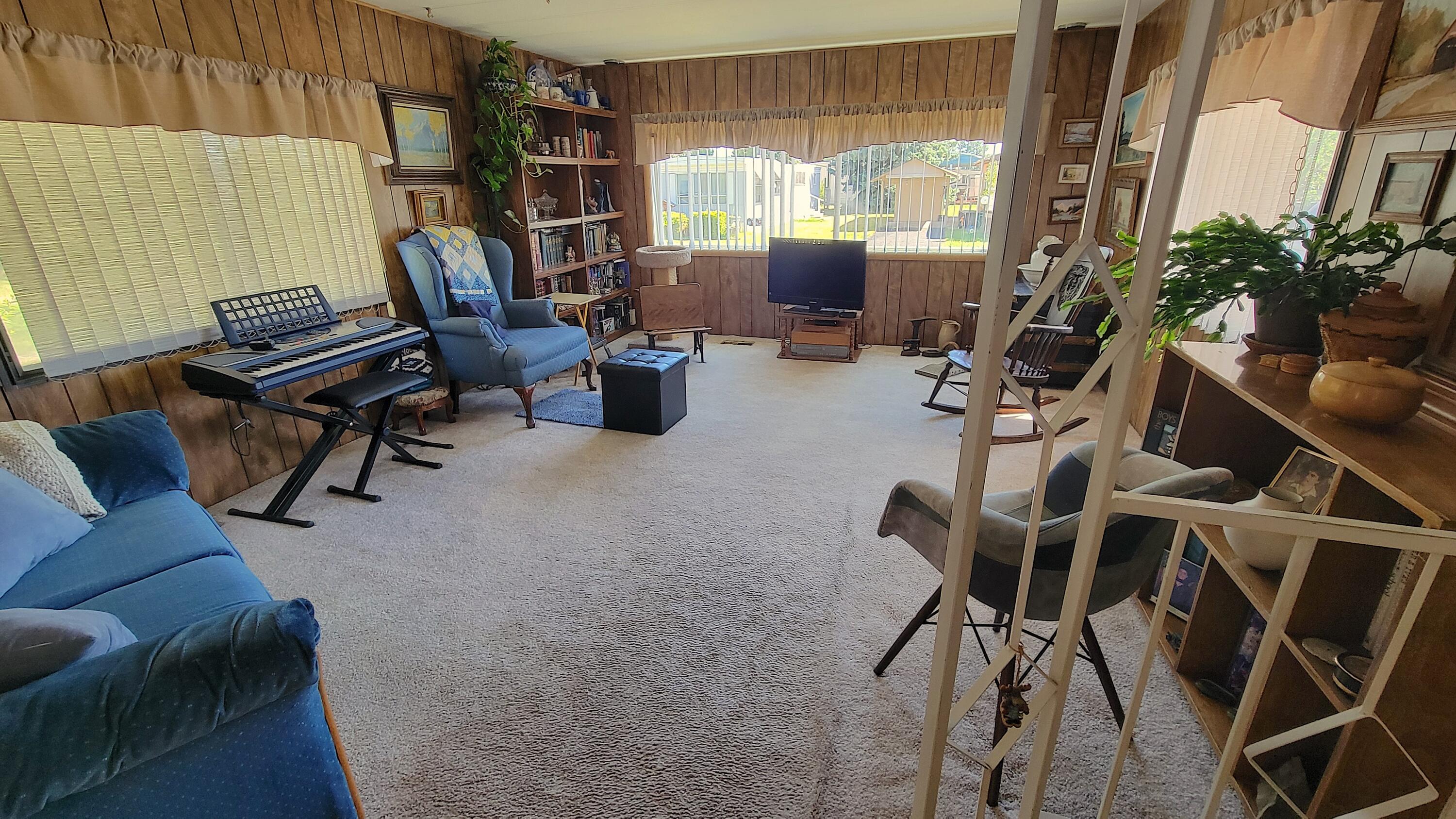 Terrace Mobile Plaza - Residential