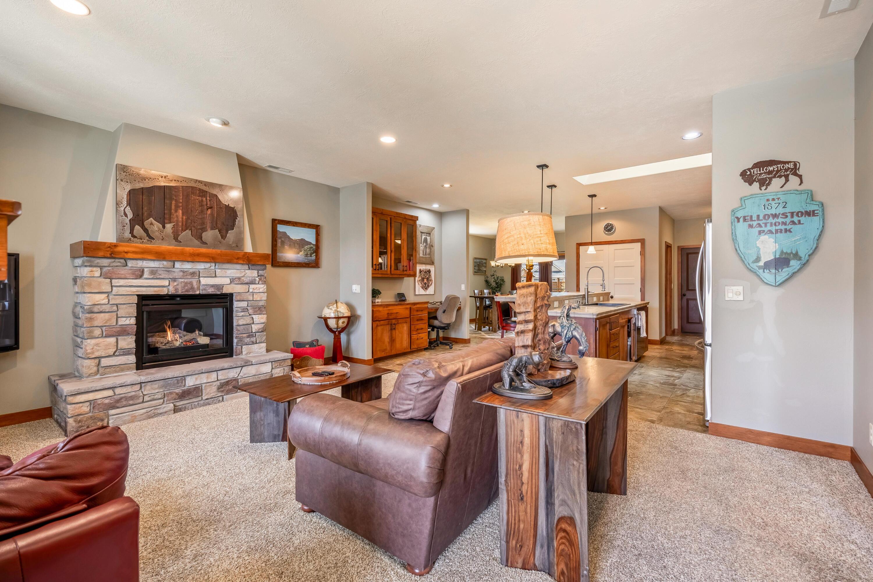 1455 NE Hudspeth Road