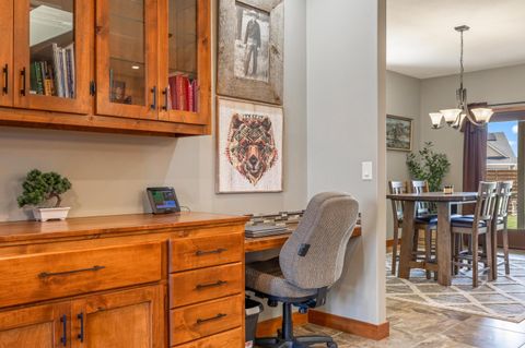 Tiny photo for 1455 NE Hudspeth Road, Prineville, OR 97754 (MLS # 220219606)