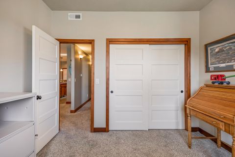 Tiny photo for 1455 NE Hudspeth Road, Prineville, OR 97754 (MLS # 220219606)