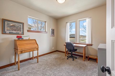 Tiny photo for 1455 NE Hudspeth Road, Prineville, OR 97754 (MLS # 220219606)