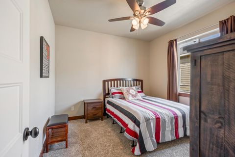 Tiny photo for 1455 NE Hudspeth Road, Prineville, OR 97754 (MLS # 220219606)