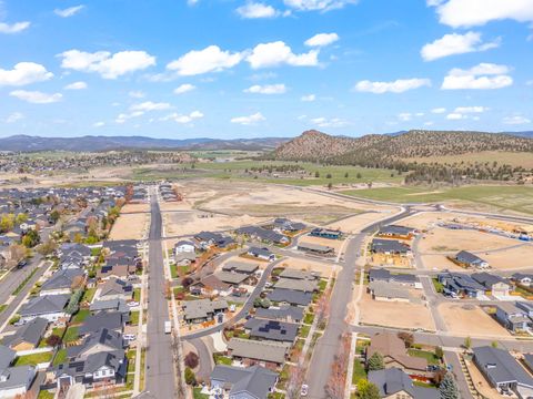 Tiny photo for 1455 NE Hudspeth Road, Prineville, OR 97754 (MLS # 220219606)