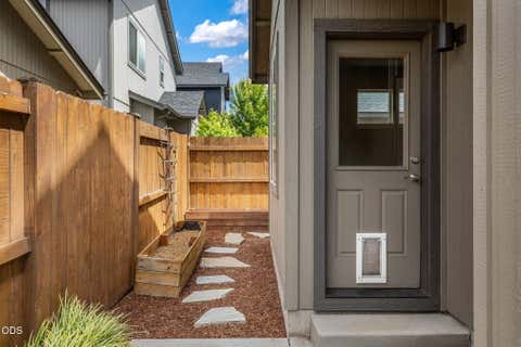Tiny photo for 21154 Darnel Avenue, Bend, OR 97702 (MLS # 220222901)
