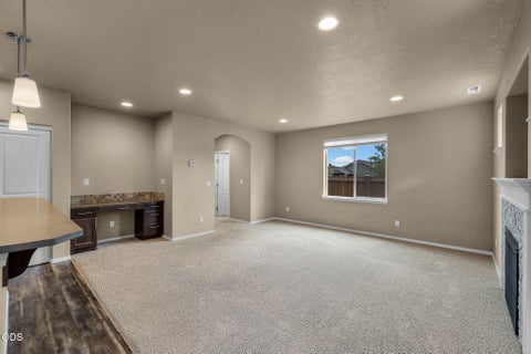 Tiny photo for 21154 Darnel Avenue, Bend, OR 97702 (MLS # 220222901)