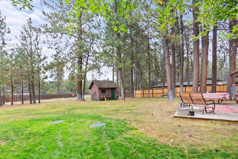 Tiny photo for 14842 Stagecoach, Sisters, OR 97759 (MLS # 220210068)