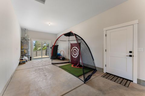 Tiny photo for 2357 Robertson Crst, Grants Pass, OR 97527 (MLS # 220216965)