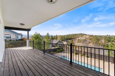 Tiny photo for 2357 Robertson Crst, Grants Pass, OR 97527 (MLS # 220216965)